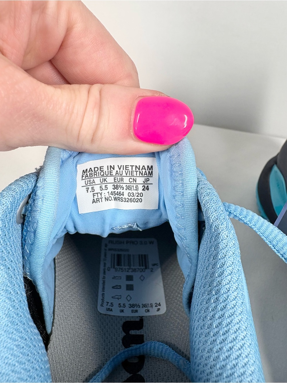Like New Wilson Rush Pro 3.0 Women’s Tennis Shoe. Light Blue. Size 7.5 - Picture 9 of 13